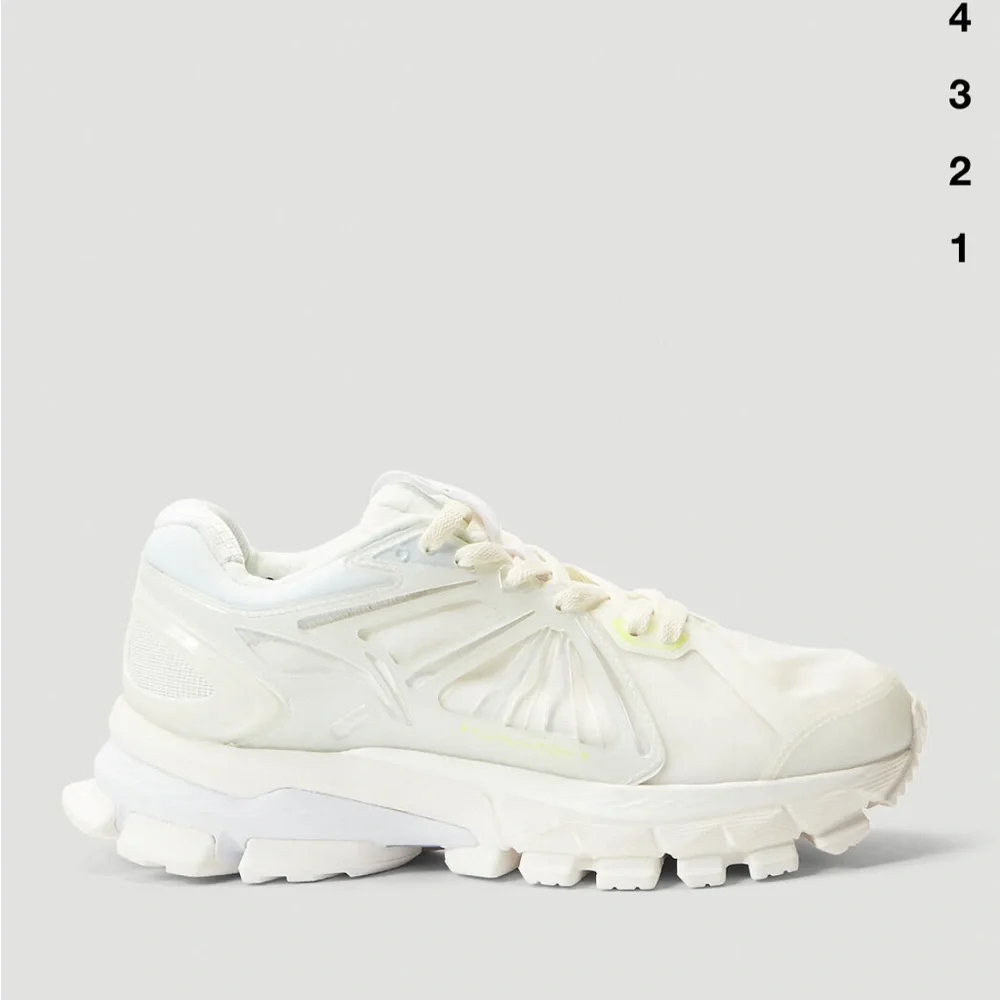 LI-NING
Furious Rider Ace Element Sneakers - Picture 1 of 6